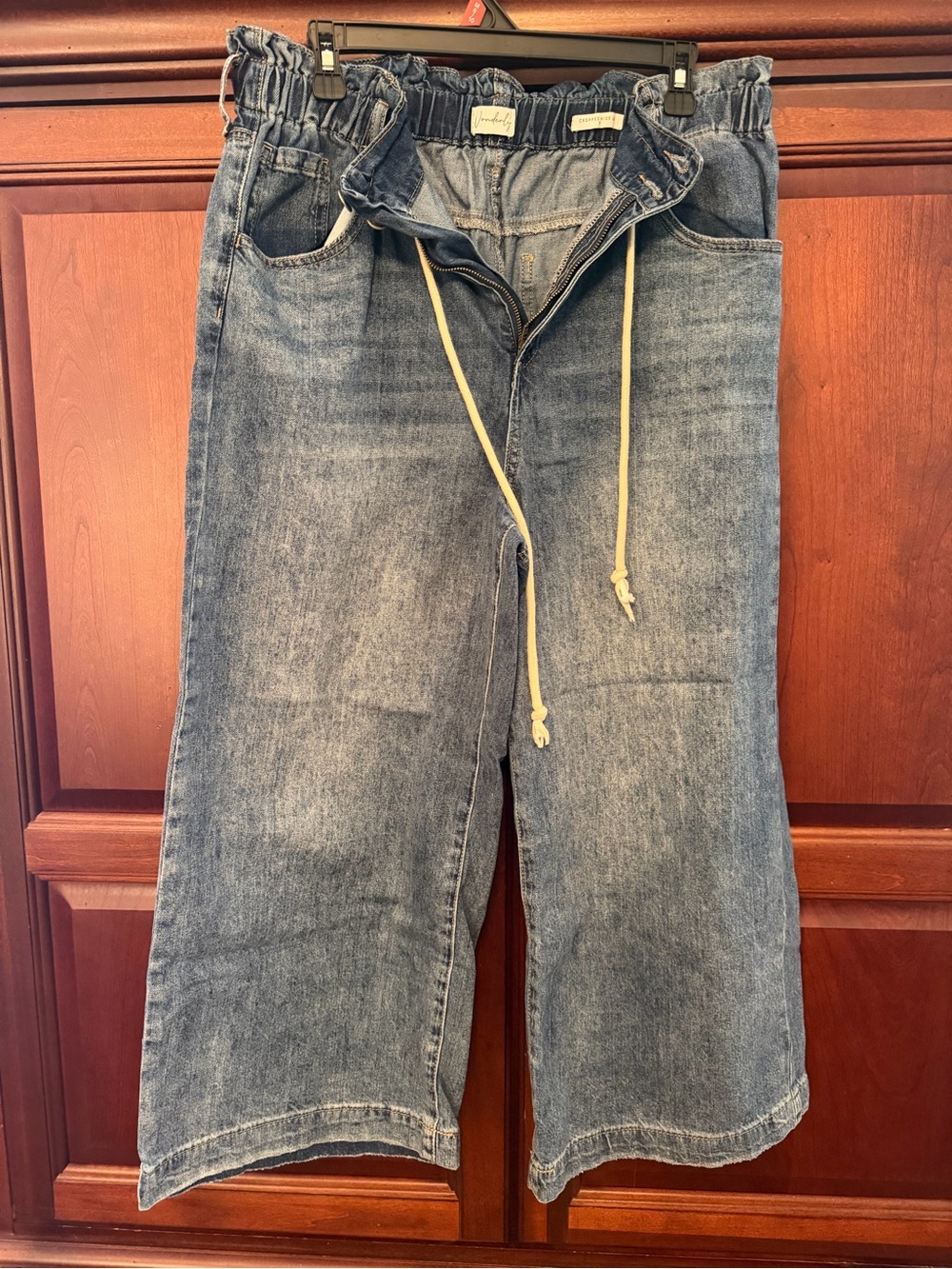 Wonderly women’s jeans.